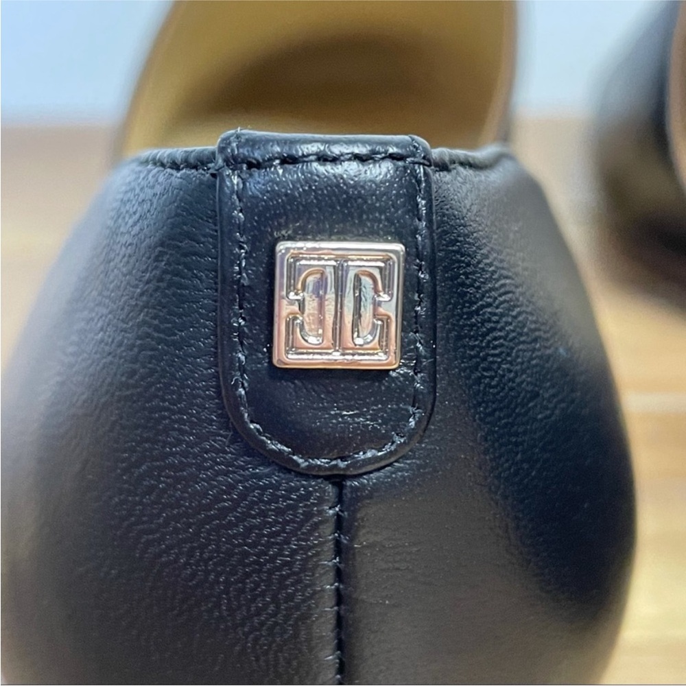 Ivanka Trump Black Leather Flats - Picture 7 of 8